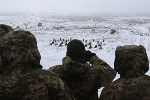 Ejercicio militar en Ucrania, en plena tensión con Rusia