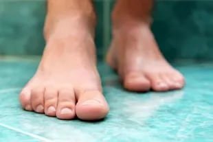 Por la diabetes, en un cuarto de los pacientes se dañan los pequeños vasos que irrigan las terminaciones nerviosas del pie y se pierde la sensibilidad