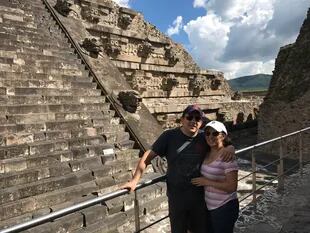 Pablo y Fabiola en Teotihuacan.