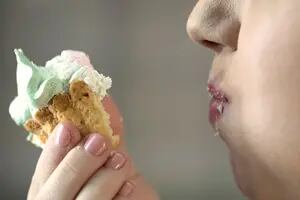 Azúcar, grasa y carbohidratos: la dieta no saludable de la mayoría de los chicos