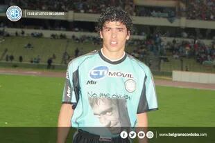 Matías Arce, with the Belgrano shirt