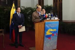 Acuerdo con el chavismo para retomar las relaciones entre Colombia y Venezuela