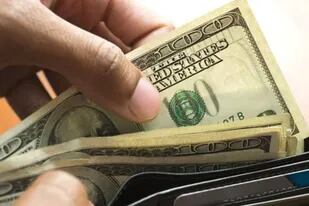 Cómo enviar dinero de Estados Unidos a otros países y cuánto cuesta: remesas del lunes 8 de agosto