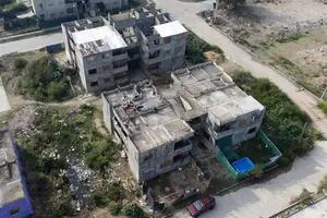 El barrio de “Sueños Compartidos” que terminó con una toma y peligro de derrumbe