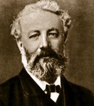 Julio Verne nació en Nantes, en 1828