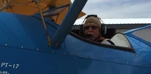 Ernesto Ricardo “Furia” Dubourg,  Comodoro de la Fuerza Aérea Argentina (RE) y veterano de Malvinas, disfrutó de su pasión por volar aun después de su retiro.