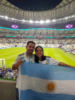 Josefina y Sebastián fueron a Qatar a alentar a la selección argentina en el Mundial