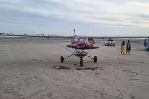Una avioneta aterrizó de emergencia en el lecho seco de una laguna emblemática