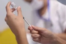 La señal de alerta que activa la caída del ritmo de vacunación
