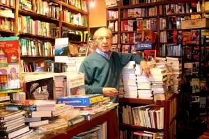 Después de 65 años, cierra la Librería del Norte: en el mismo local abrirán una verdulería
