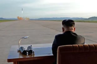 Kim Jong-un suele controlar personalmente los ensayos balísticos
