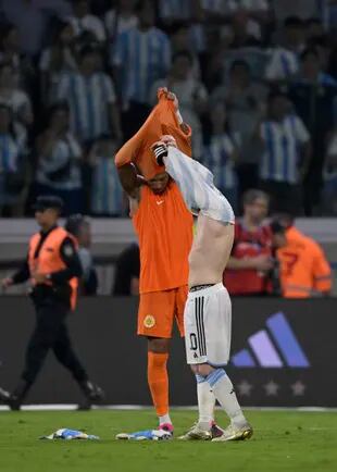 Final, Room y Messi intercambian camisetas