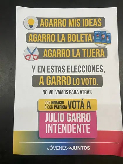 La campaña de Julio Garro, en La Plata, fomentando al corte de boleta