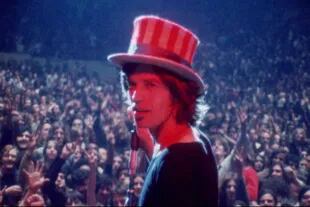 Mick Jagger en Gimme Shelter, documental trágico sobre la muerte de un período.