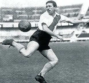 Ángel Labruna en su época de futbolista, puro talento