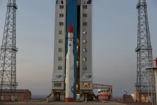 El cohete Simorgh, listo para el lanzamiento