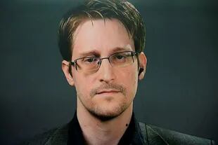 Edward Snowden filtró secretos de inteligencia de Estados Unidos y acabó refugiándose en Rusia