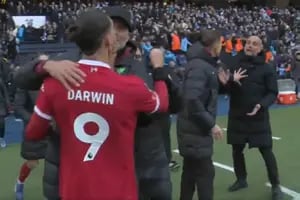 Darwin Núñez invitó a pelear a Guardiola y Klopp los separó: final caliente en el empate entre Liverpool y el City