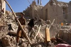 Ya son más de 1000 los fallecidos por un terremoto en Afganistán: hay cientos de heridos
