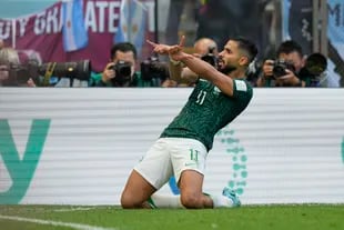 Saleh Al-Shehri celebra el empate de Arabia Saudita ante la Argentina