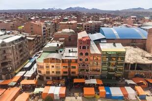 Los cholets son parte del paisaje en El Alto.