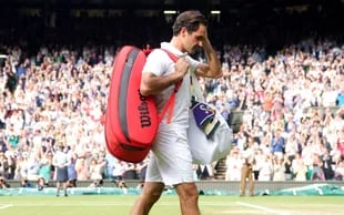 El tenista suizo Roger Federer se retira tras perder con el polaco Hubert Hurkacz en los cuartos de final de Wimbledón: ¿habrá sido el último partido de su carrera?