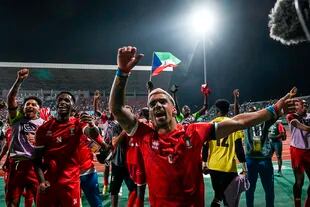 El festejo de los jugadores de Guinea Ecuatorial, tras la definición por penales ante Malí