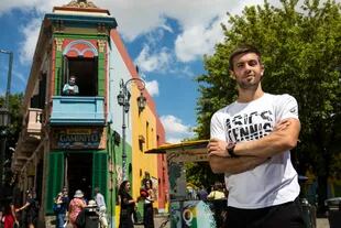 Borna Coric y una postal turística en Argentina: un paseo en Caminito, por las calles de la Boca, cuando vino en 2020