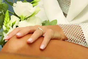 Le propuso casamiento de una manera inusual y la reacción de su novia se volvió viral
