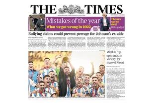 The Times destaca en su portada la "epopeya de la Copa del Mundo" que finalizó con la "victoria de Messi"
