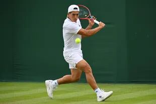 Sebastián Báez logró su primera victoria en el cuadro principal de Wimbledon: ante el japonés Taro Daniel.