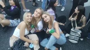 Amigas:  Julieta Marchione, Rosario Arra y Delfina Buffa, de 17 y 18 años