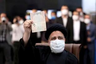 Ebrahim Raisi, jefe del poder judicial iraní, es uno de los principales candidatos en las elecciones presidenciales