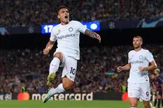 Martínez se lució en el Camp Nou: gol y asistencia para dejar a Barcelona al borde de otro fracaso