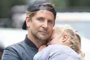¡En un flash! Del paseo de Bradley Cooper con su hija a la cita de Owen Wilson