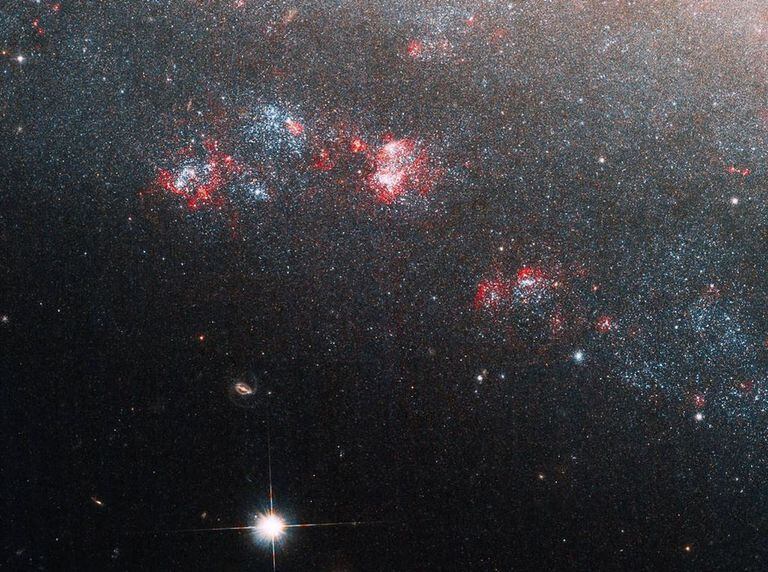 Sección de la galaxia espiral enana NGC 247 POLITICA NASA'S GODDARD SPACE FLIGHT CENTER