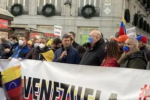 Leopoldo López, ha participado en manifestaciones en contra del gobierno de Nicolás Maduro desde Madrid, España, en donde se encuentra exiliado