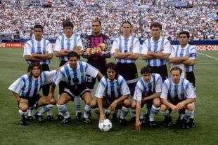 Estados Unidos 1994: Cáceres, Chamot, Islas, Redondo, Ruggeri y Diego Maradona (arriba); Caniggia, Simeone, Batistuta, Balbo y debajo del capitán... , Sensini