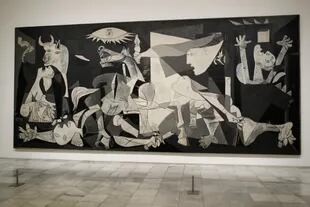 Guernica (1937), está exhibido en el Museo Reina Sofía de Madrid
