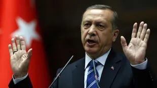 El presidente turco Recep Tayyip Erdogan continúa con la purga y crecce la tensión con la Unión Europea