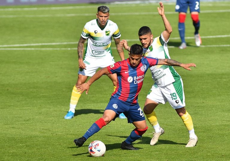 San Lorenzo se recuperó tras la derrota ante Central y derrotó a Defensa y Justicia por 2 a 1